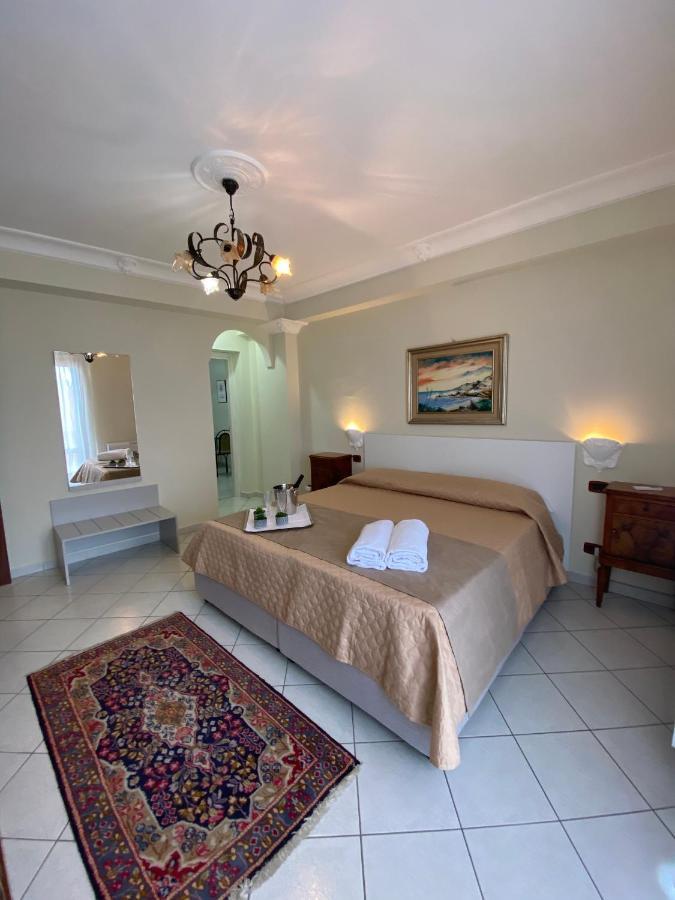 Scala Dei Turchi Palace Suites レアルモンテ エクステリア 写真